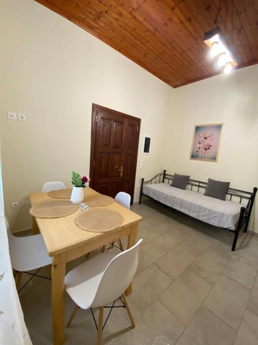 Casa Piccolino Villa Paramonas  Exterior photo